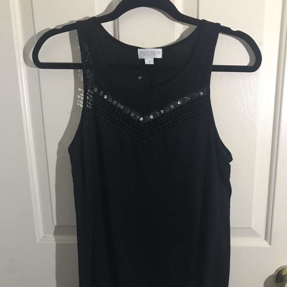 Black cute sleeveless top